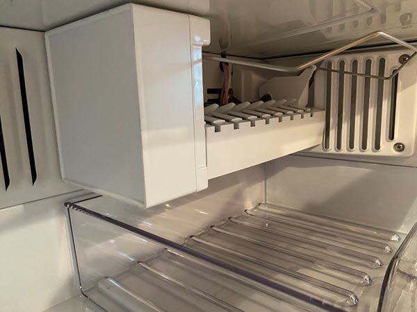 Wolf Fridge Ice Maker and waster issue